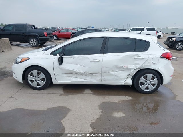 KIA FORTE LX 2016 KNAFK5A8XG5571270 Image 14