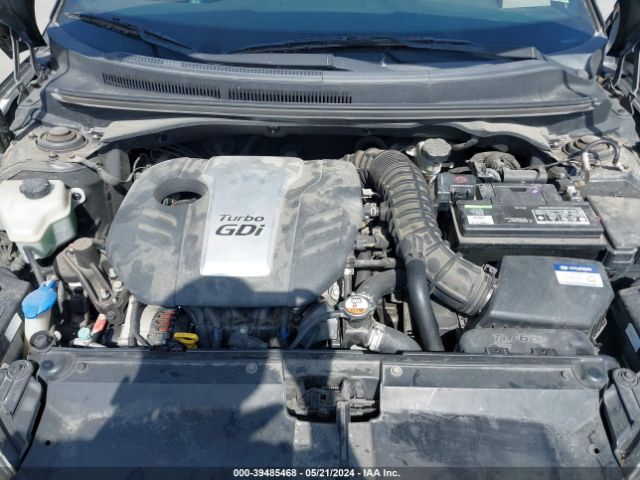 KMHTC6AE1GU255630 Hyundai Veloster Turbo