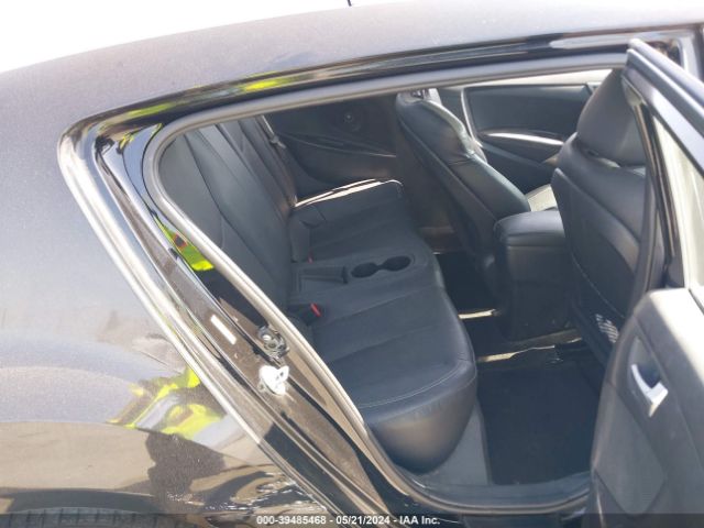KMHTC6AE1GU255630 Hyundai Veloster Turbo