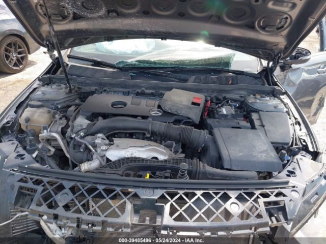 WDD3G4FB0KW026063 Mercedes-Benz A 220 4matic