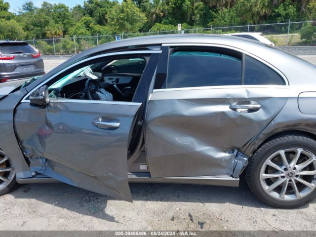 WDD3G4FB0KW026063 Mercedes-Benz A 220 4matic