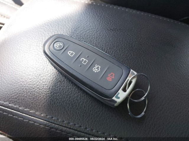 1FADP3N25HL331696 Ford Focus Titanium