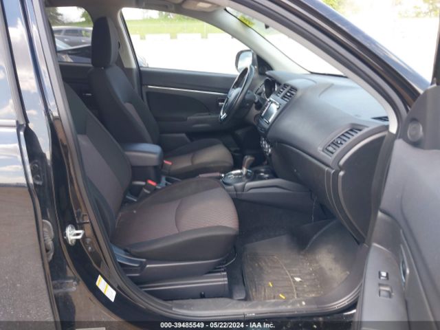 2017 MITSUBISHI OUTLANDER SPORT JA4AR3AU3HZ040328 Photo 4