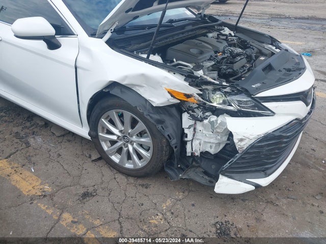 Toyota CAMRY LE 2019 4T1B11HK0KU814965 Image 6