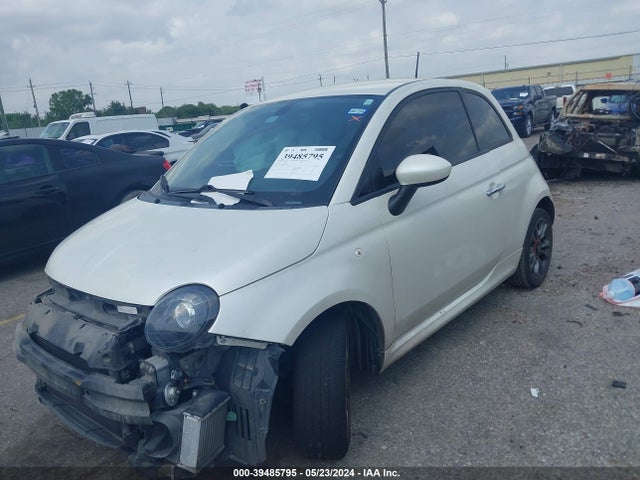 2018 FIAT 500 3C3CFFKH4JT414599 Photo 1