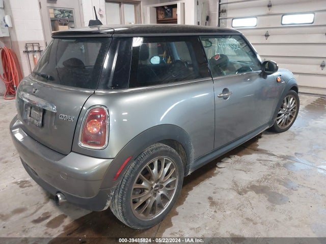 2010 MINI COOPER WMWMF3C51ATZ23030 Photo 3