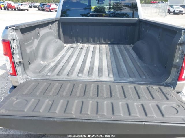 1C6RREFG1NN425064 RAM 1500 Big Horn  4x2 5'7 Box