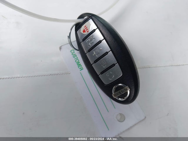 Nissan ROGUE SV 2018 5N1AT2MT5JC726329 Image 11