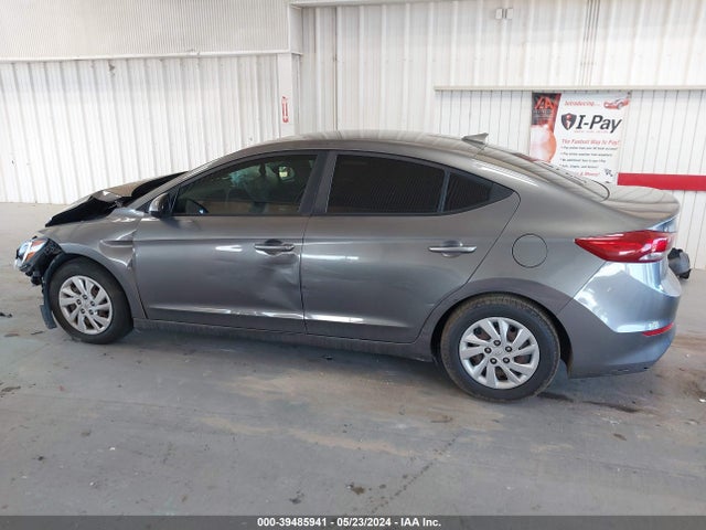 Hyundai ELANTRA SE 2018 5NPD74LF2JH384680 Image 15