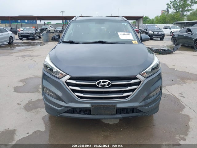 Hyundai TUCSON SE 2017 KM8J33A41HU565324 Image 12