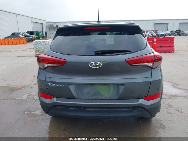 Hyundai TUCSON SE 2017 KM8J33A41HU565324 Image 16