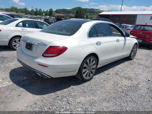 WDDZF4JB8JA423942 Mercedes-Benz E 300