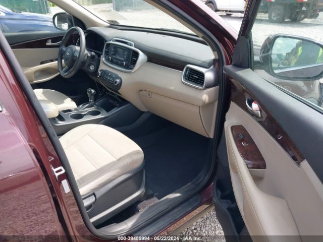 5XYPGDA52GG141877 KIA Sorento 3.3l Lx
