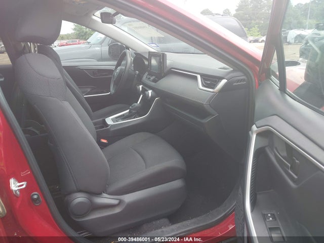 Toyota RAV4 LE 2019 2T3H1RFV8KW027646 Image 5