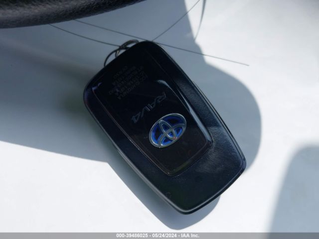 2T3RWRFV8NW135128 Toyota Rav4 Xle Hybrid