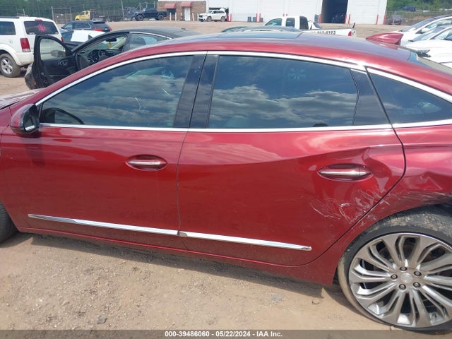 1G4ZR5SS6HU161915 Buick Lacrosse Premium