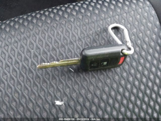 JA4AD2A35JZ016134 Mitsubishi Outlander Es