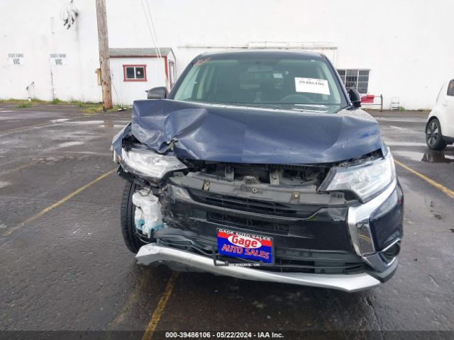 JA4AD2A35JZ016134 Mitsubishi Outlander Es