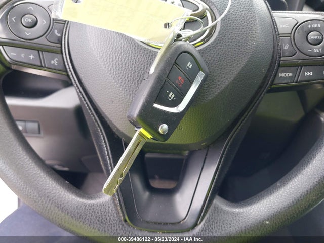 Toyota RAV4 LE 2021 JTMH1RFV3MD070453 Image 11