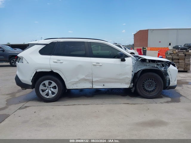 Toyota RAV4 LE 2021 JTMH1RFV3MD070453 Image 14