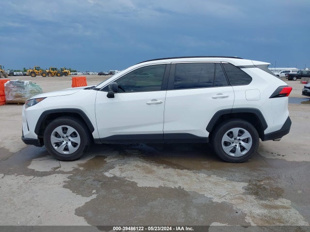 Toyota RAV4 LE 2021 JTMH1RFV3MD070453 Image 15
