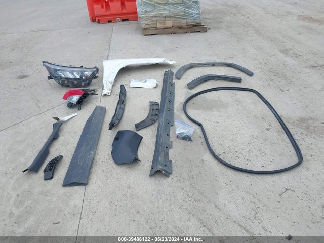 Toyota RAV4 LE 2021 JTMH1RFV3MD070453 Image 12