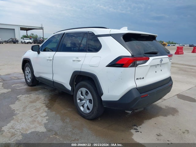 Toyota RAV4 LE 2021 JTMH1RFV3MD070453 Image 3