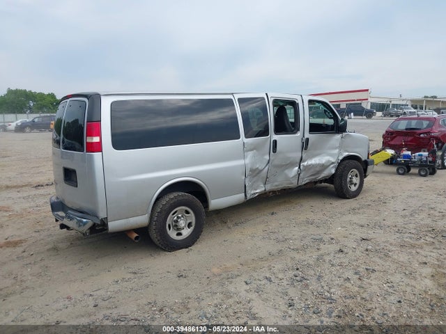 Chevrolet Express 3500 Lt 2016 1GAZGPFG3G1296645 Image 4