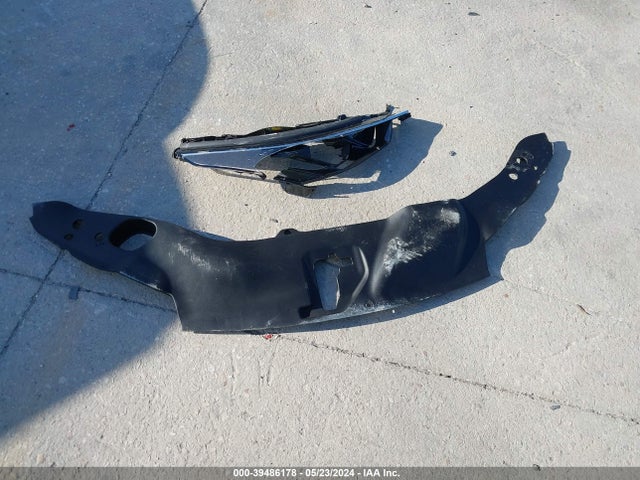 Toyota Highlander Xle 2023 5TDKDRAH8PS521769 Image 12