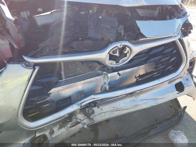 Toyota Highlander Xle 2023 5TDKDRAH8PS521769 Image 19