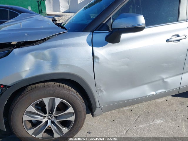 Toyota Highlander Xle 2023 5TDKDRAH8PS521769 Image 21