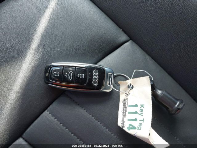 WA1AAAGE3NB024811 Audi E-tron Premium Quattro