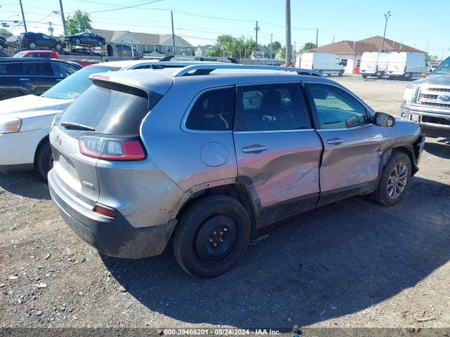1C4PJMLB3KD181557 Jeep Cherokee Latitude Plus 4x4