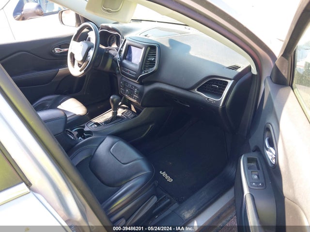 1C4PJMLB3KD181557 Jeep Cherokee Latitude Plus 4x4
