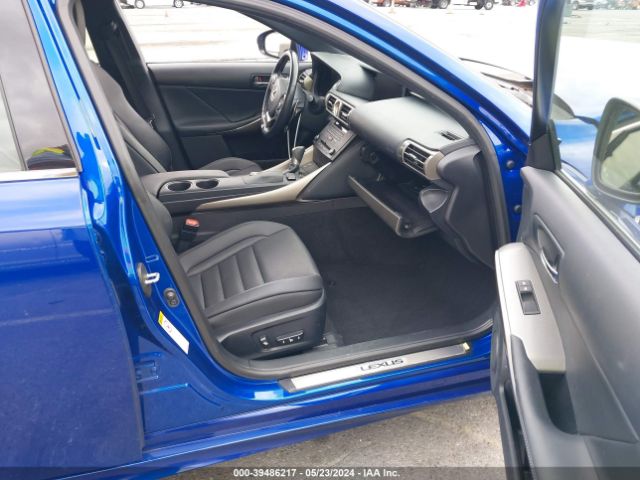 JTHBA1D29G5011579 Lexus IS 200T