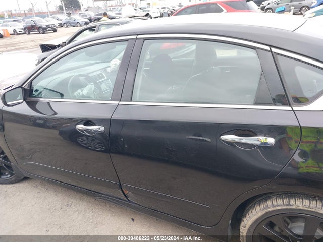 Nissan Altima 2.5 Sr 2017 1N4AL3AP9HC246148 Image 14
