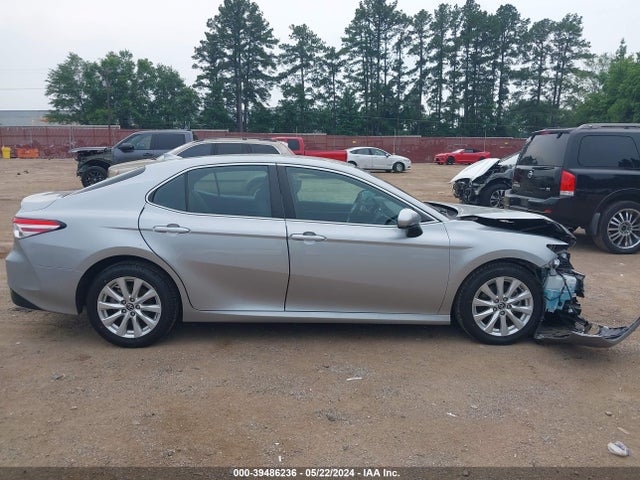 Toyota CAMRY LE 2019 4T1B11HK0KU249861 Image 14