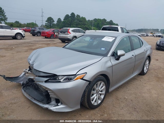 Toyota CAMRY LE 2019 4T1B11HK0KU249861 Image 2