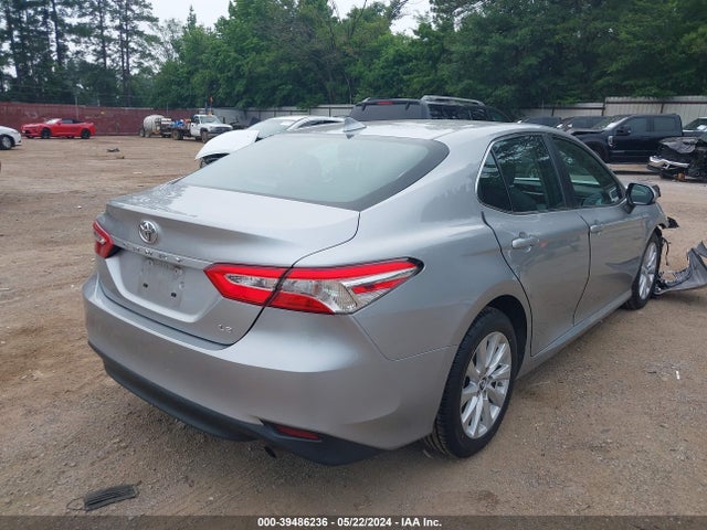 Toyota CAMRY LE 2019 4T1B11HK0KU249861 Image 4