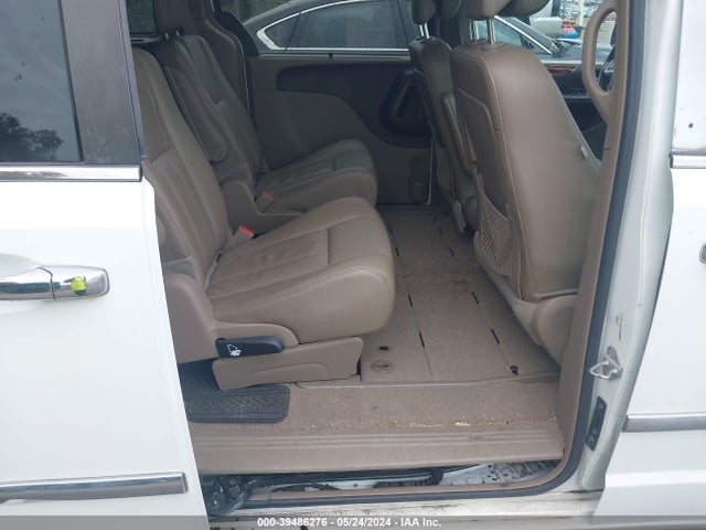 2C4RC1CG2GR149250 Chrysler Town & Country Touring-l Anniversary Edition