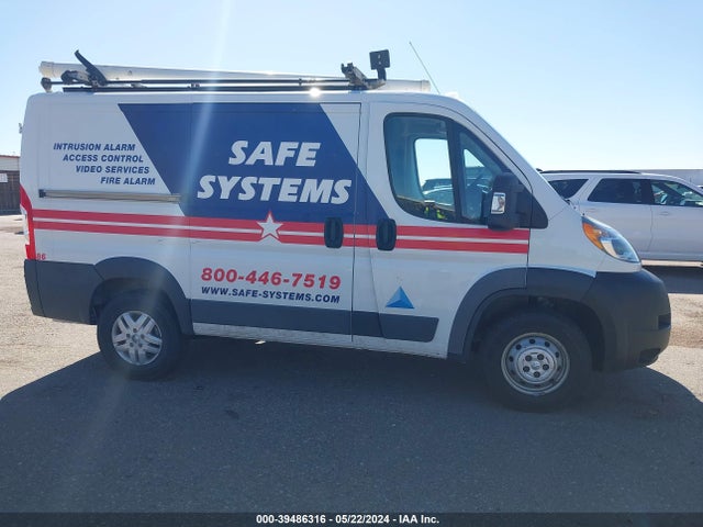 3C6TRVNG5JE107082 RAM Promaster 1500 Low Roof 118 Wb
