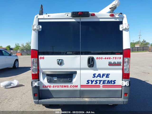 3C6TRVNG5JE107082 RAM Promaster 1500 Low Roof 118 Wb