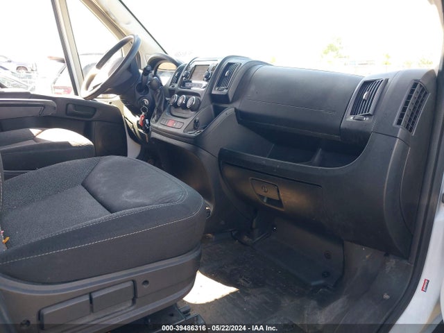 3C6TRVNG5JE107082 RAM Promaster 1500 Low Roof 118 Wb