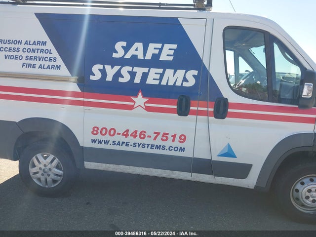 3C6TRVNG5JE107082 RAM Promaster 1500 Low Roof 118 Wb