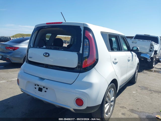 KIA SOUL + 2018 KNDJP3A59J7900271 Image 4