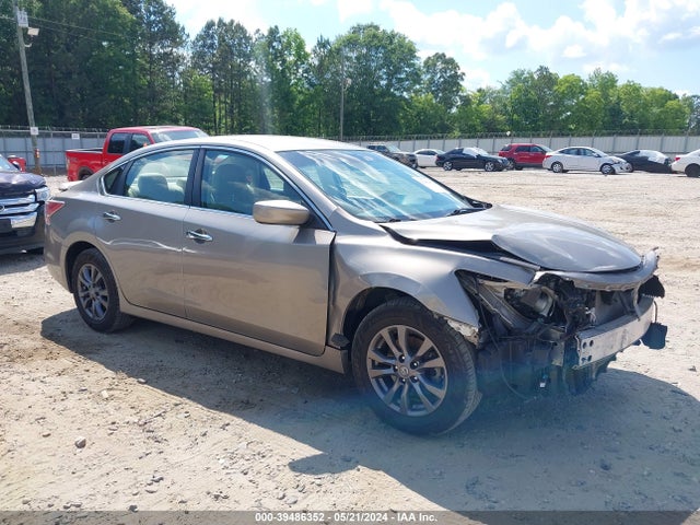Nissan Altima 2.5 S 2015 1N4AL3APXFC443682 Image 1