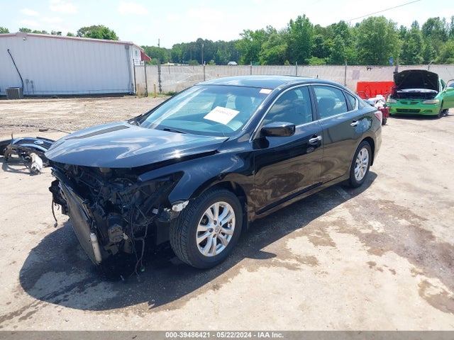 Nissan Altima 2.5 S 2015 1N4AL3AP3FC149587 Image 2