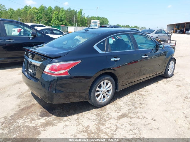 Nissan Altima 2.5 S 2015 1N4AL3AP3FC149587 Image 4