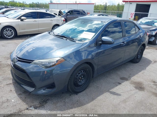 Toyota COROLLA LE 2017 2T1BURHE7HC821826 Image 2