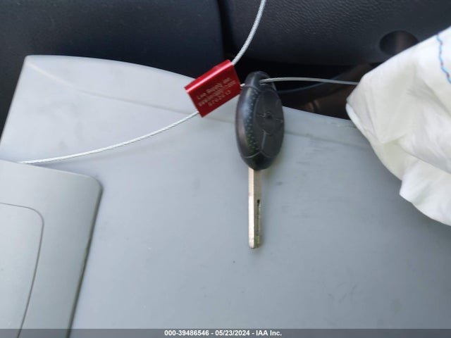 2006 MINI COOPER S WMWRH33586TF86219 Photo 10